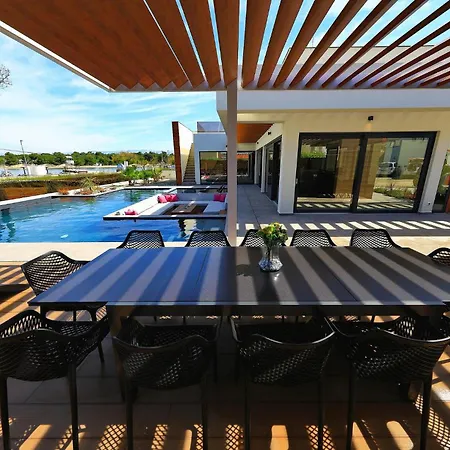 Feriehus Royal Sunset *