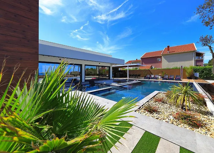 Дом отдыха Royal Sunset *